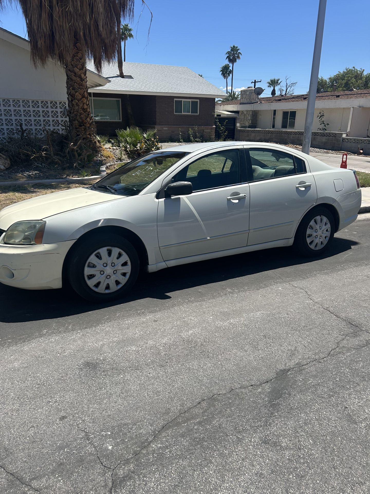 2005 Mitsubishi Galant