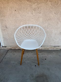 Patio Chairs/ Indoor Chairs
