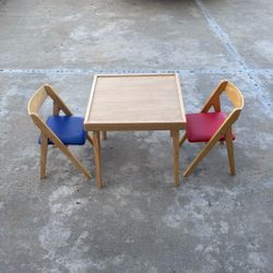 Children’s Play Table & 2 Folding Chairs