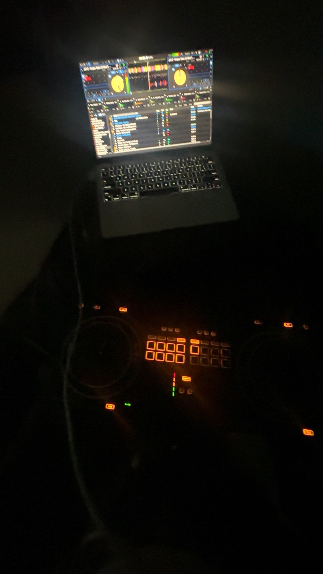 Pioneer DDJ Rev 1 DJ Controller
