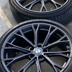 20” BMW OEM M-Performance Wheel and Tire Set