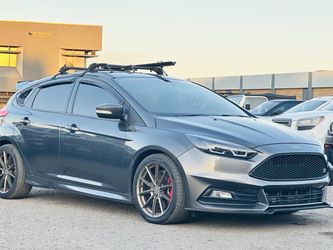 2017 Ford Focus ST