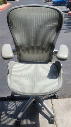 Herman Miller Aeron Silver Titanium Office Desk Gaming Chairs