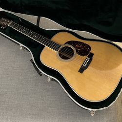 Martin D35 - MINT