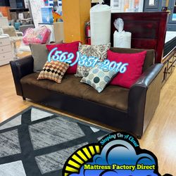 Sofa Couch 2 Seater New Brown Red Pillows Cafe Almuadas 