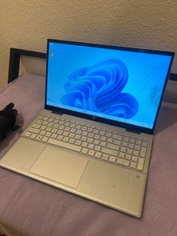 HP Pavilion x360 15" Convertible Laptop (11th Gen i5) – Cracked Glass / Fully Functiona