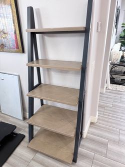 5-Tier Ladder Bookshelf