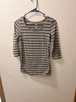 H&M maternity top