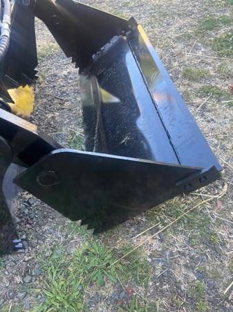 Hydraulic Grapple Bucket 4-1 Mini Skid Steer Dingo