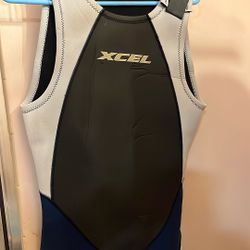 Excel  Wetsuit. Mens Large   $50 / obo.