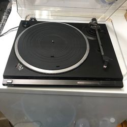 Technics SL-QD33 Quartz Drive Automatic Turntable