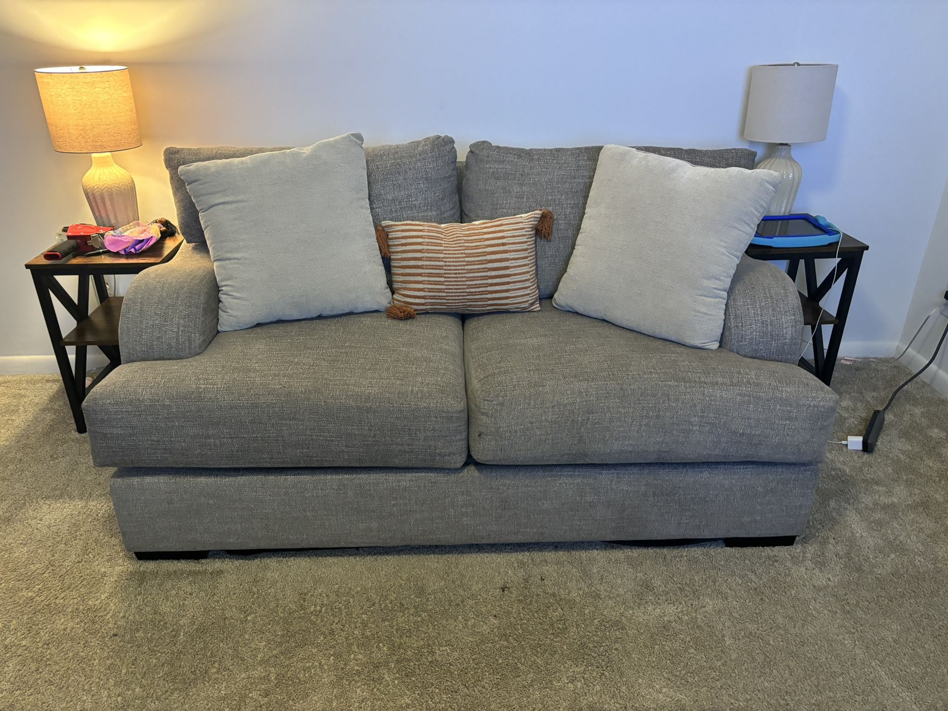Couch-Love Seat
