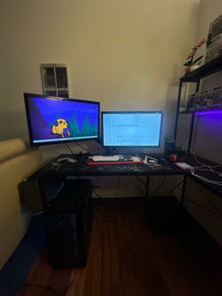 Dual Monitor PC Gaming Desktop Setup