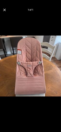Blush Baby Bjorn Bouncer