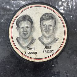 Detroit Red Wings Chris Osgood Mike Vernon Hockey Puck