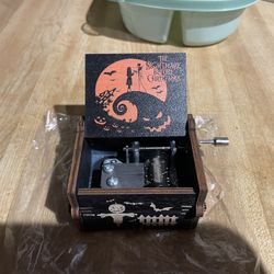 Small nightmare before Christmas music box $30 in n Lakeland or shipping available 