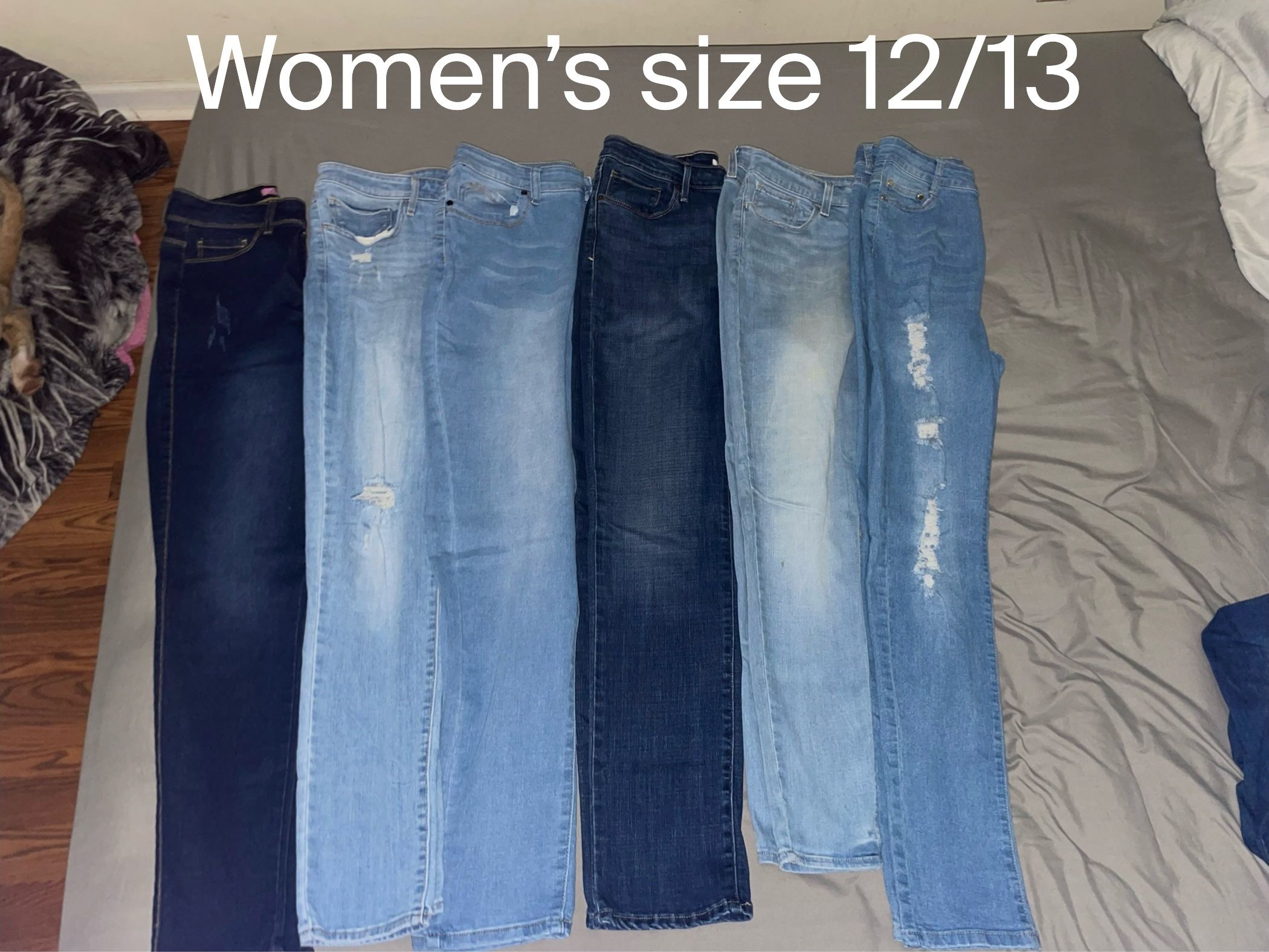 WOMENS JEANS & SHORTS