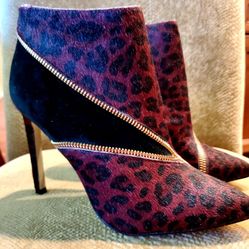 Sz 7M New RENVY Darra Ox Blood Black Leopard Print Side Zip Bootie Boot Shoe