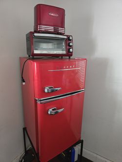 Fridge And toaster set