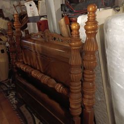 I Have two Full Size Vintage beds with One Set Mattress 