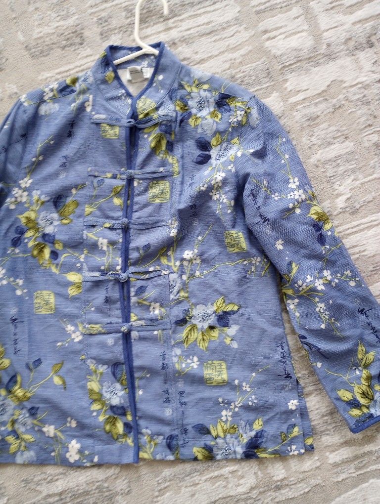 New 100% Silk Women's Jacket, Large
