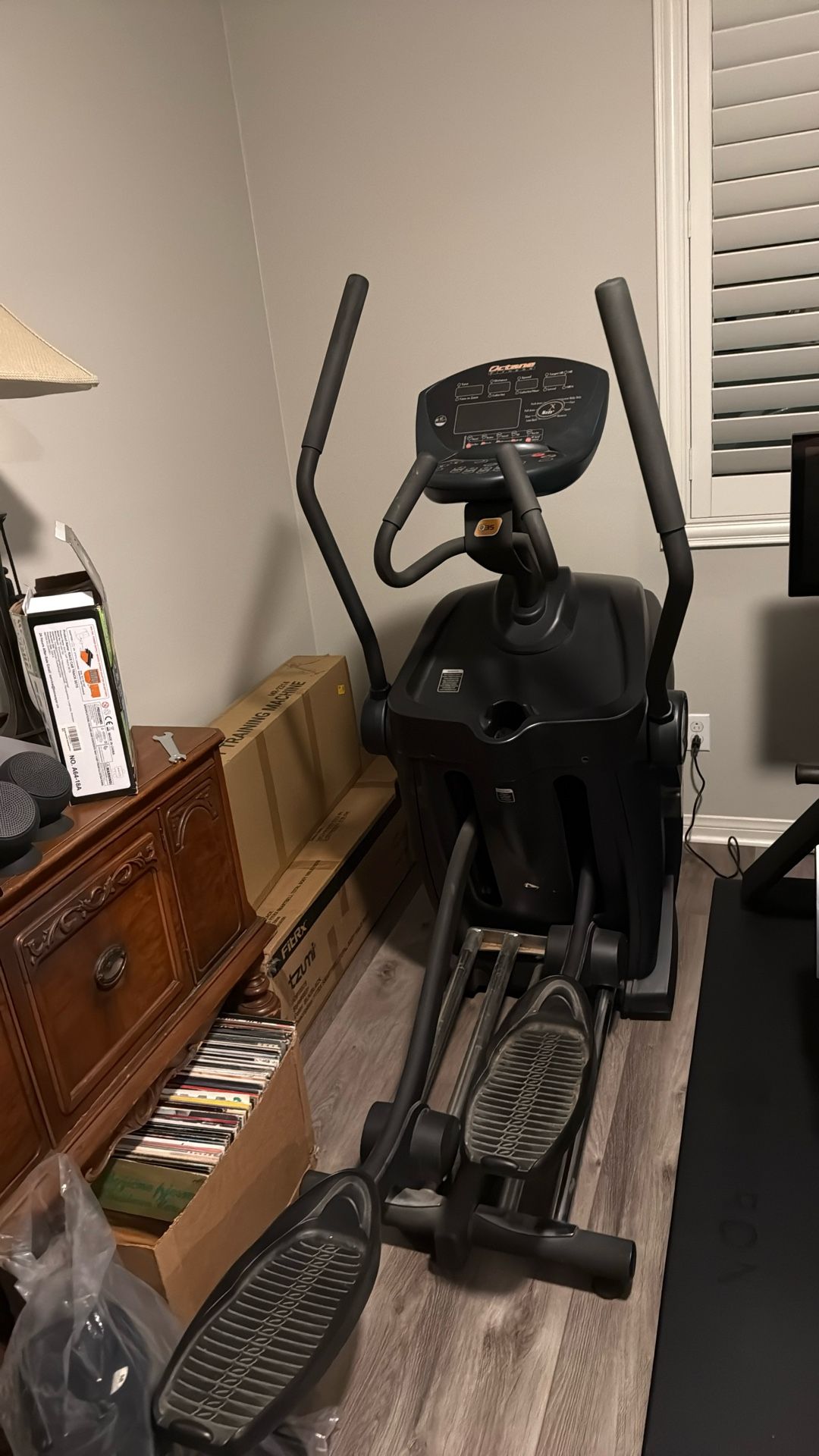 Octane Elliptical Machine