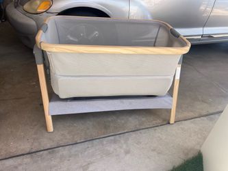 Venice child Baby bassinet and ergo baby bouncer