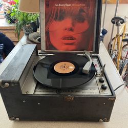 1950s Califone Premiere 2 Model # 5J-7C Portable Record Player Working Condition 