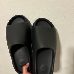 Yeezy Slides