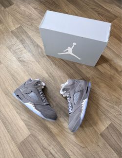 Air Jordan 5 “Wolf Grey”
