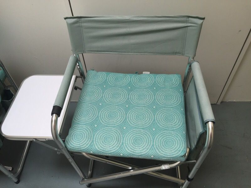 Aluminum director chair folding w/side table