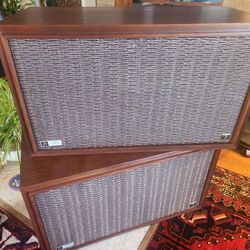 Fisher Vintage Speakers 