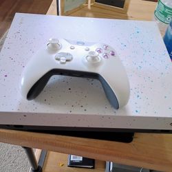 Xbox One X  1TB Or Trade For Roku TV