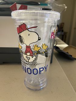 16 Ounce Cups With The Lights