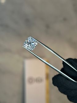 4.00CT Cushion Lab-Grown Diamond – E/VS1, IGI Certified