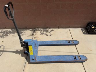 Pallet jack