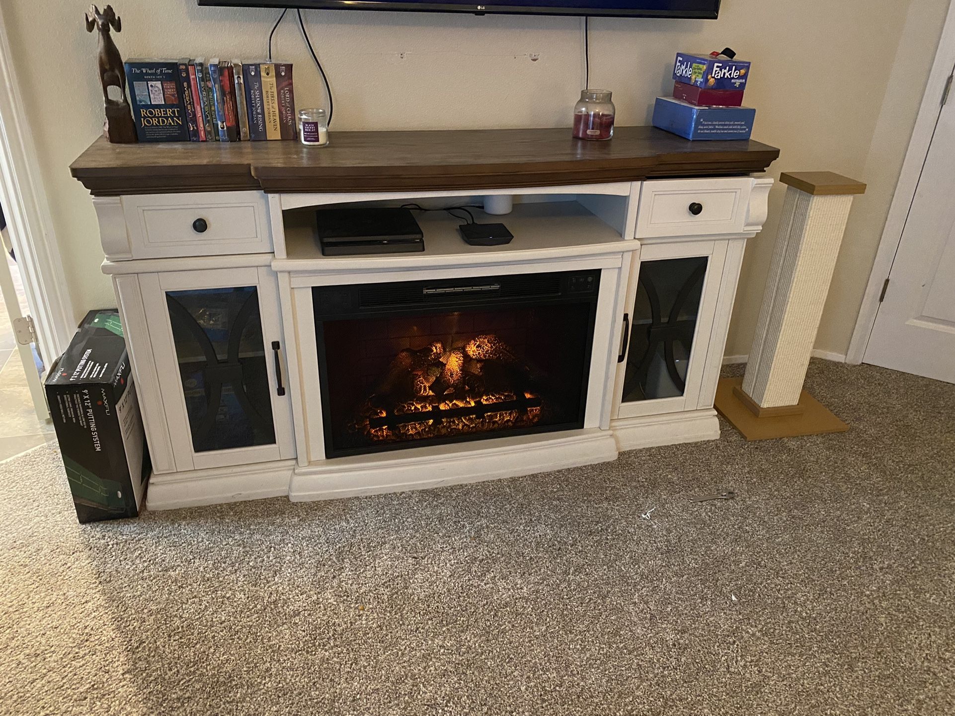 Electric Fireplace for Sale in Bonney Lake, WA - OfferUp