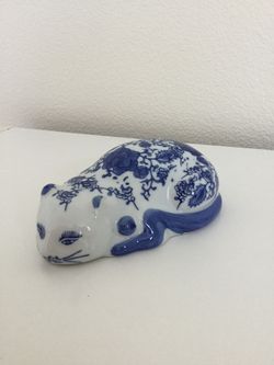 Decorative mouse
