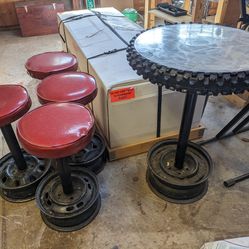 Man Cave /Bar Table And Chairs.