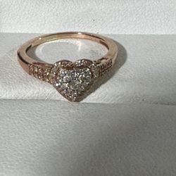 1/4CT 10K ROSE GOLD Diamond Heart Ring Size (6)