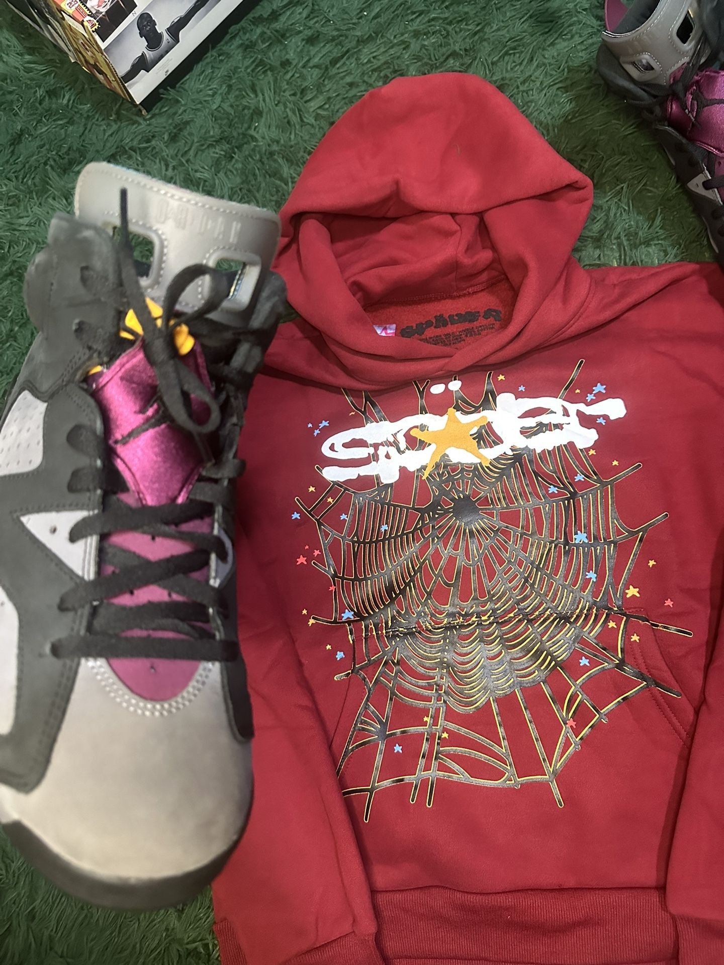 Air Jordan 6 Retro 'Bordeaux' US Men's 10.5 / With box/ Good Condition / SPIDER HOODIE SIZE SMALL AVAILABLE