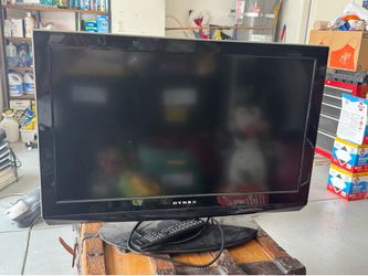 Vintage Dynex 32” CD player TV