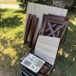 Dining room set brand new complete