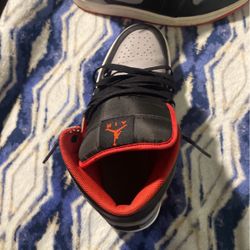 Air Jordan 1 Mid Red Grey Fire 8/5 Mens 