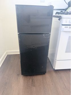 Mini Fridge & Freezer