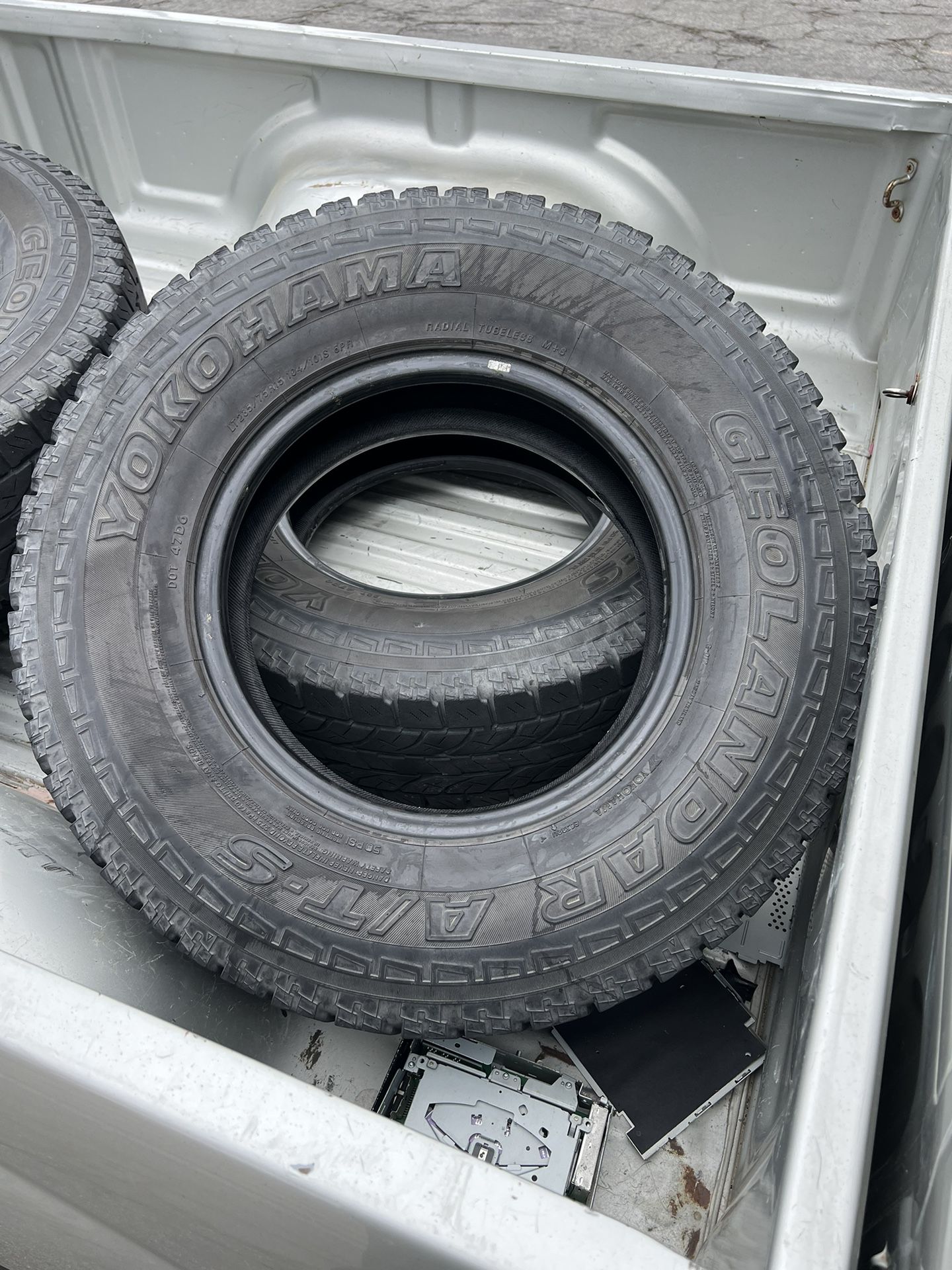 235/75/15 Tires