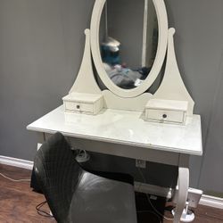 Vanity Desk