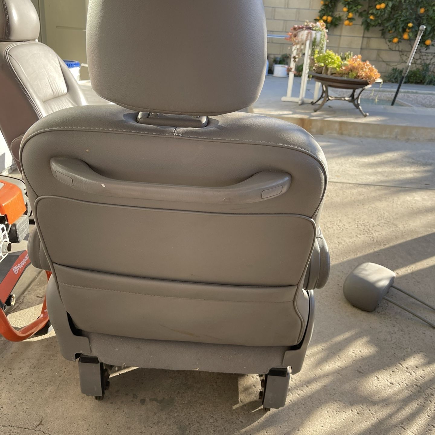 2 Middle Leather Seats Honda Odysey
