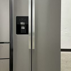 Whirlpool 21.4 cu. ft. Side by Side Refrigerator in Fingerprint Resistant - Free One Year Warranty
