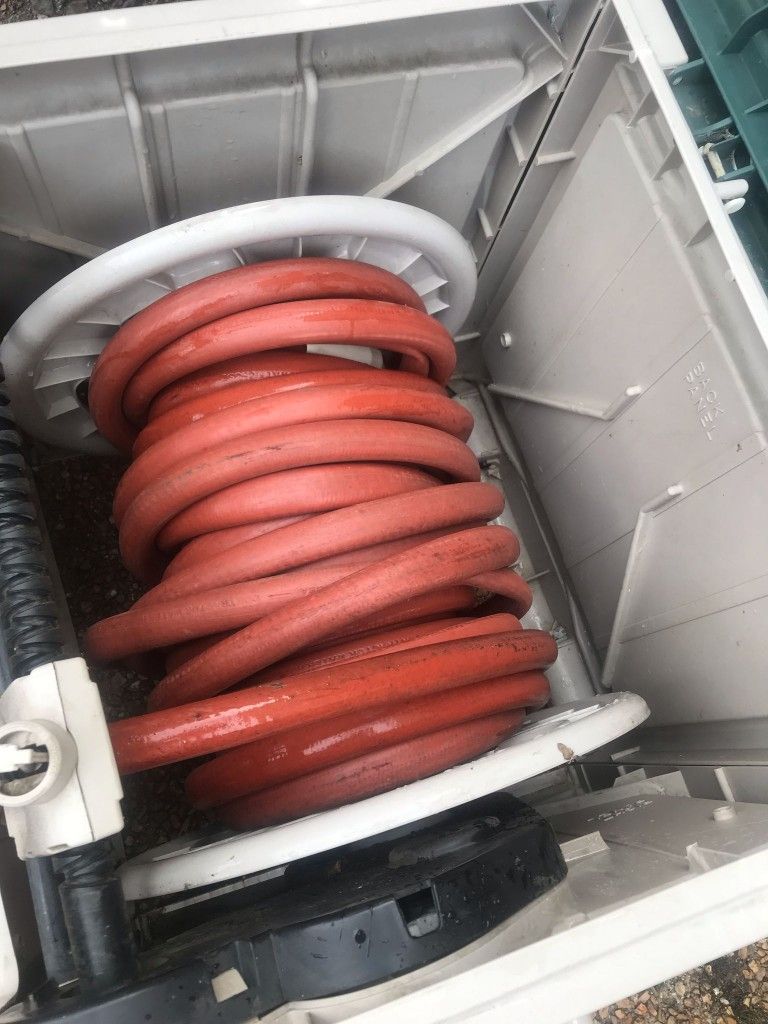 Hose w Storage bix
